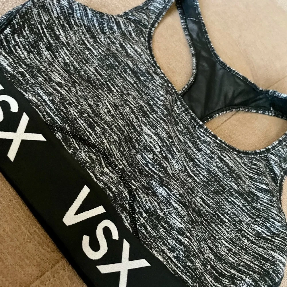 Victoria Secret Sport Bra - Picture 2 of 5